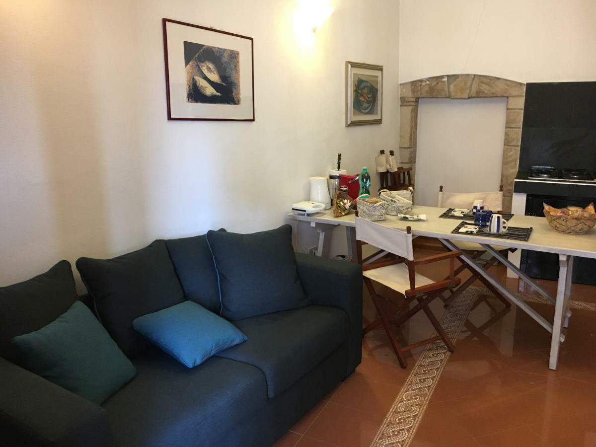 L'Appogghju Bed and Breakfast Castelsardo Exteriör bild