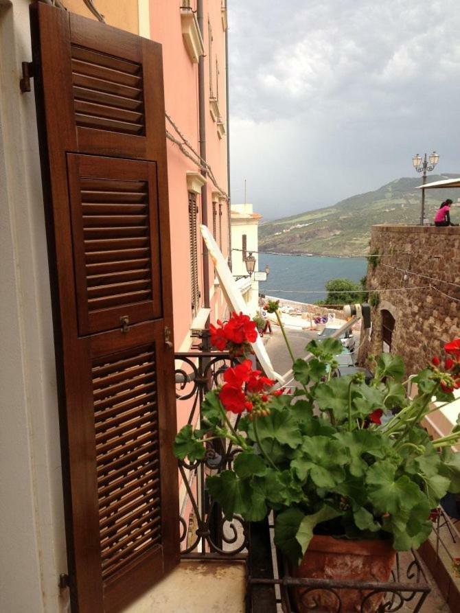 L'Appogghju Bed and Breakfast Castelsardo Exteriör bild